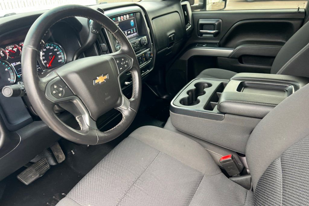 Used 2017 Chevrolet Silverado 3500 LT image 7