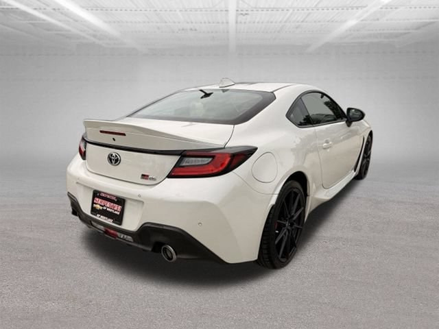 Used 2025 Toyota GR86 Premium w/ Performance Package RWD image 24