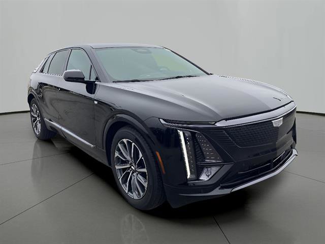 Certified 2025 Cadillac Lyriq Sport w/ LPO, Floor Liner Package image 3