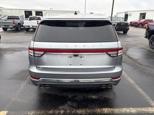 Used 2021 Lincoln Aviator Reserve w/ Elements Package Plus AWD/4WD image 4