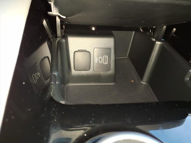 Used 2025 Ford Explorer Platinum w/ Ultimate Package image 20