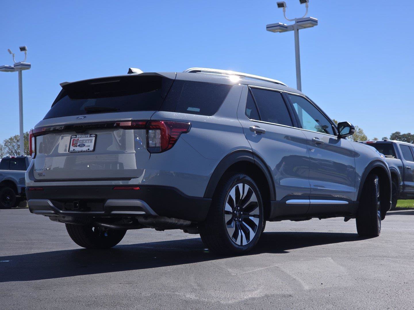 New 2027 Ford Explorer Platinum w/ LUX Leather Package AWD/4WD image 17