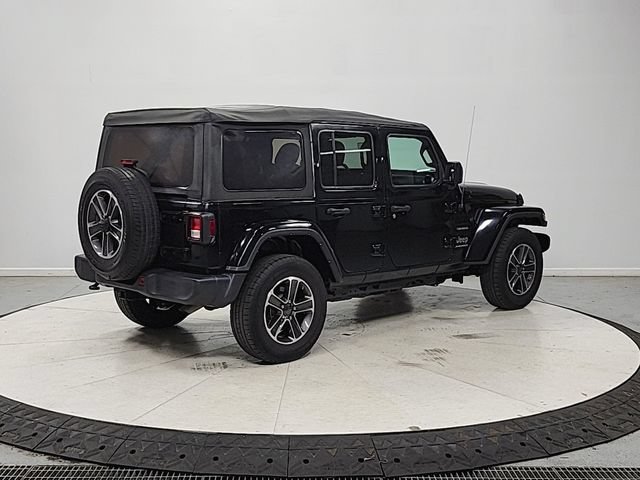 Used 2023 Jeep Wrangler Unlimited Sahara w/ Cold Weather Group AWD/4WD image 7