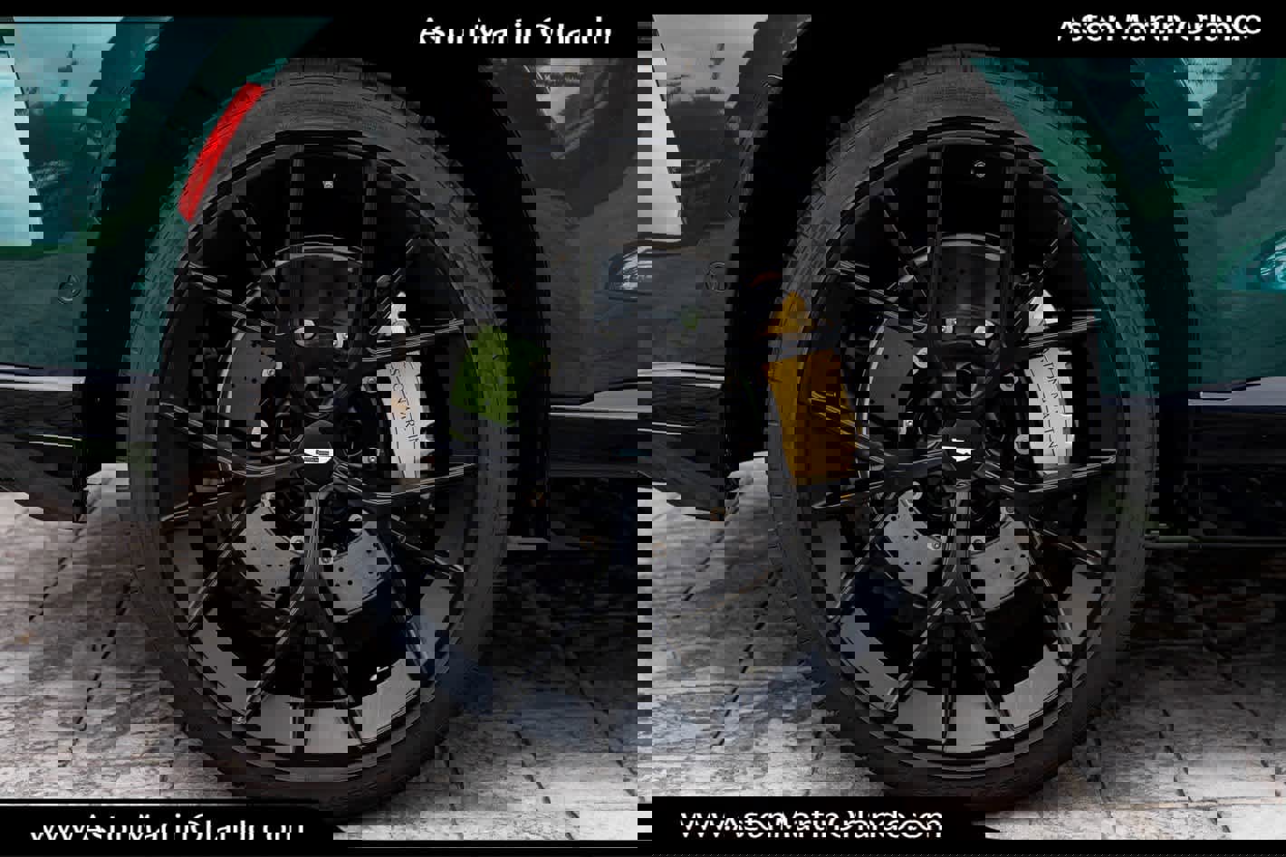 Used 2025 Aston Martin DBX 707 image 20