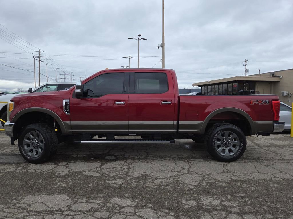 Used 2017 Ford F250 Lariat w/ Chrome Package image 11
