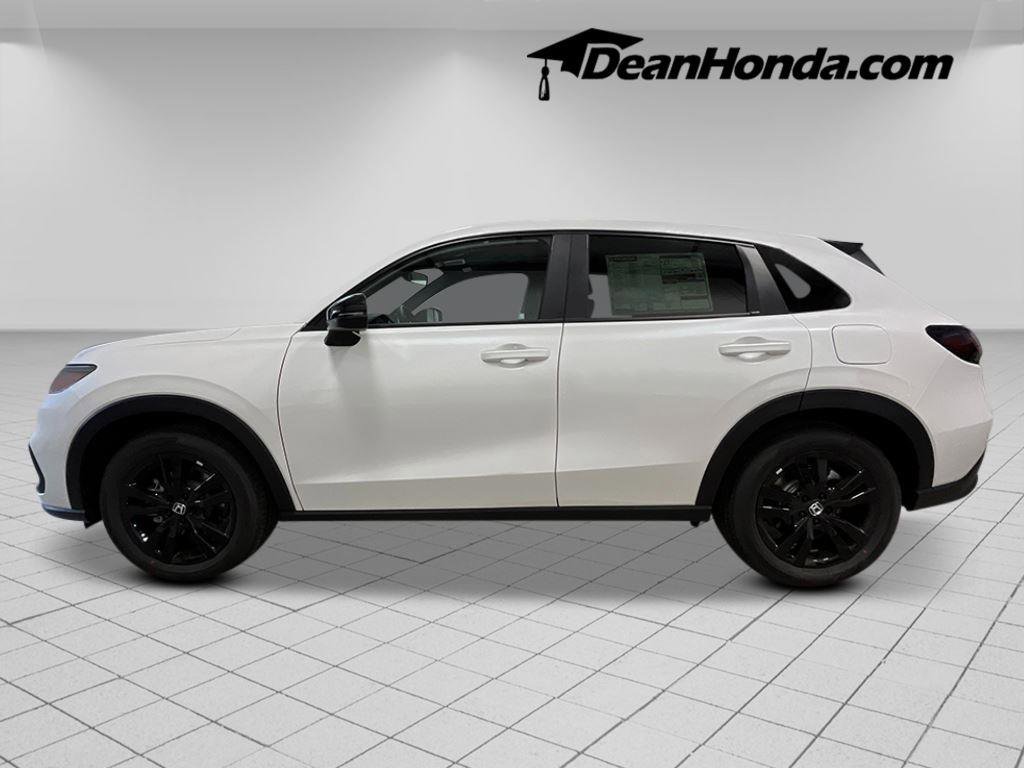 New 2026 Honda HR-V Sport image 2