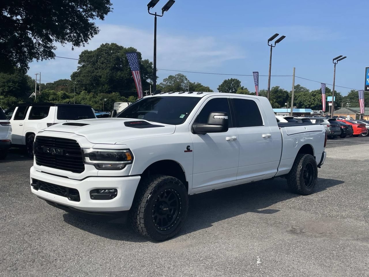 Used 2023 RAM 2500 Laramie w/ Night Edition AWD/4WD image 3