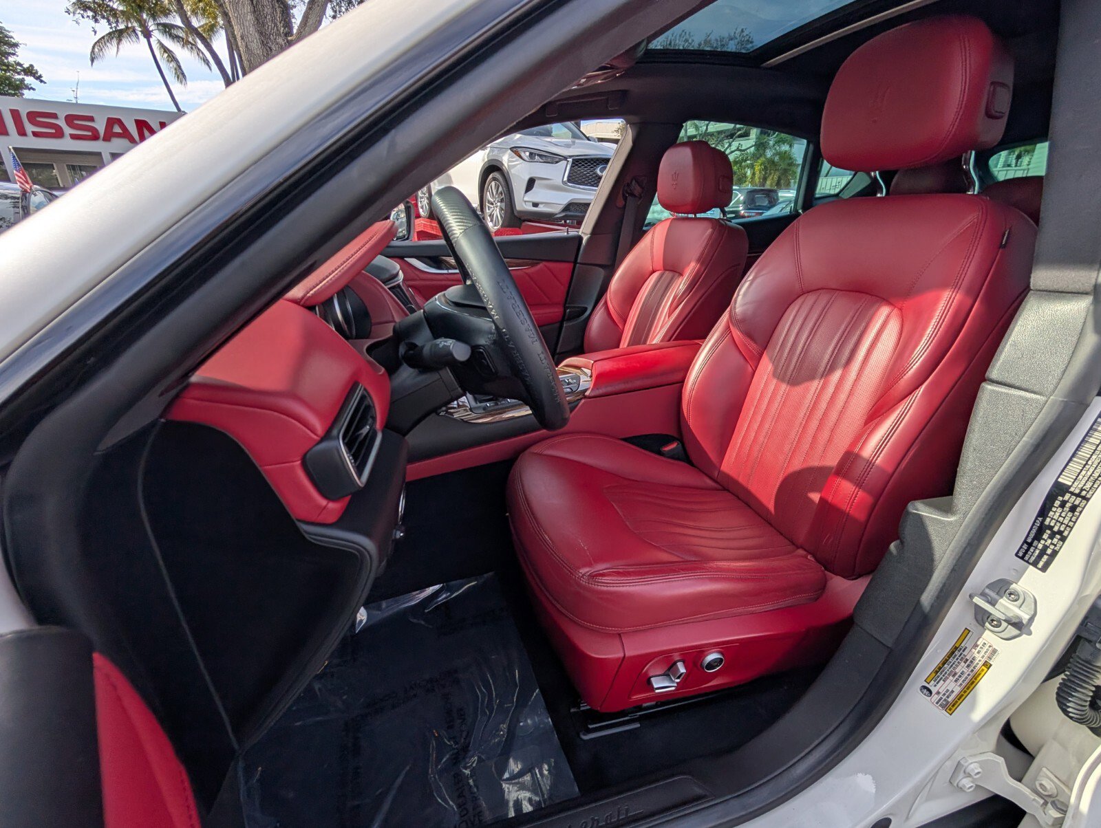 Used 2022 Maserati Levante Modena image 11