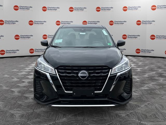 New 2025 Nissan Kicks Play S image 8