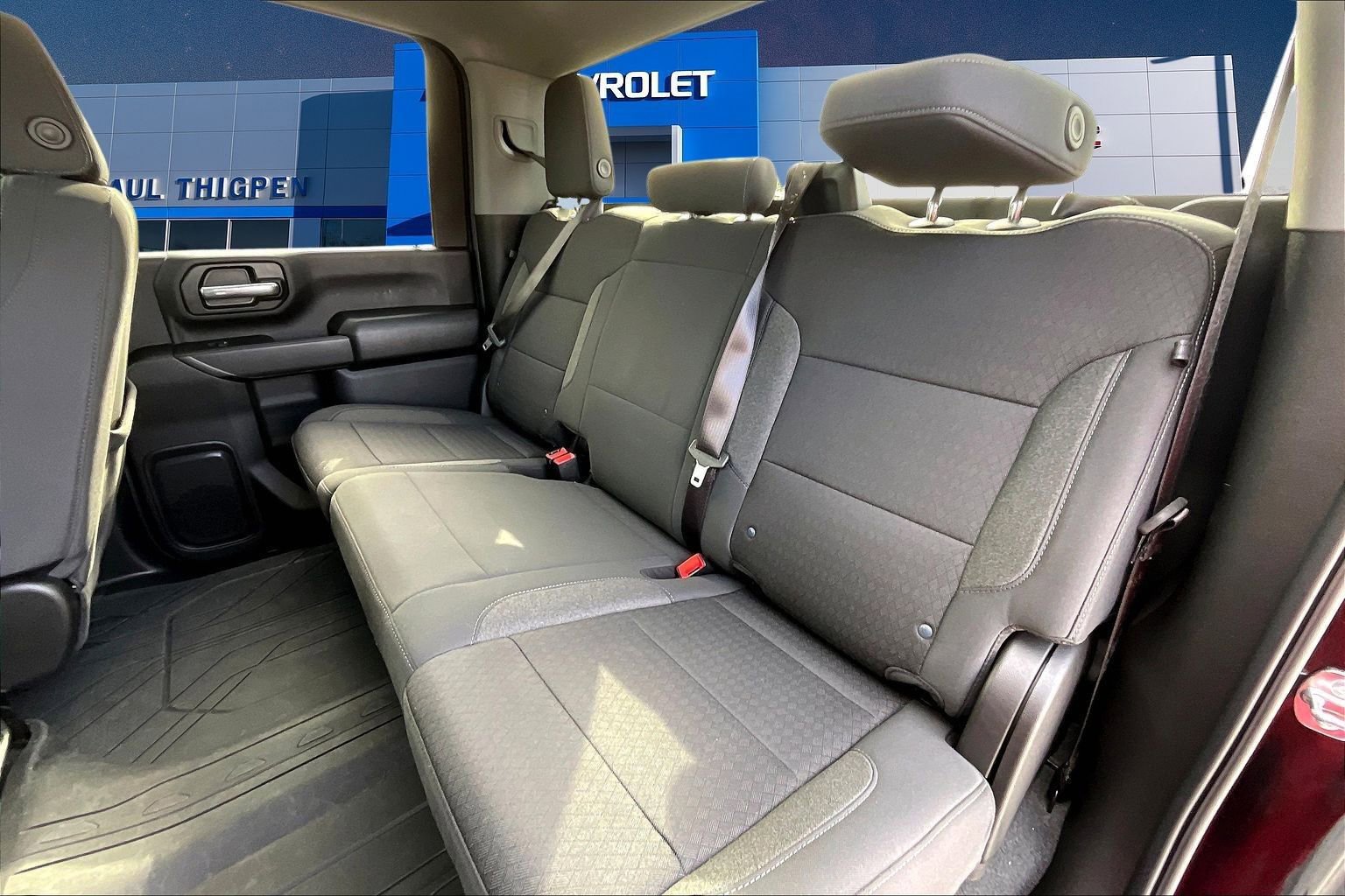 Used 2026 Chevrolet Silverado 2500 Custom w/ Custom Value Package image 23