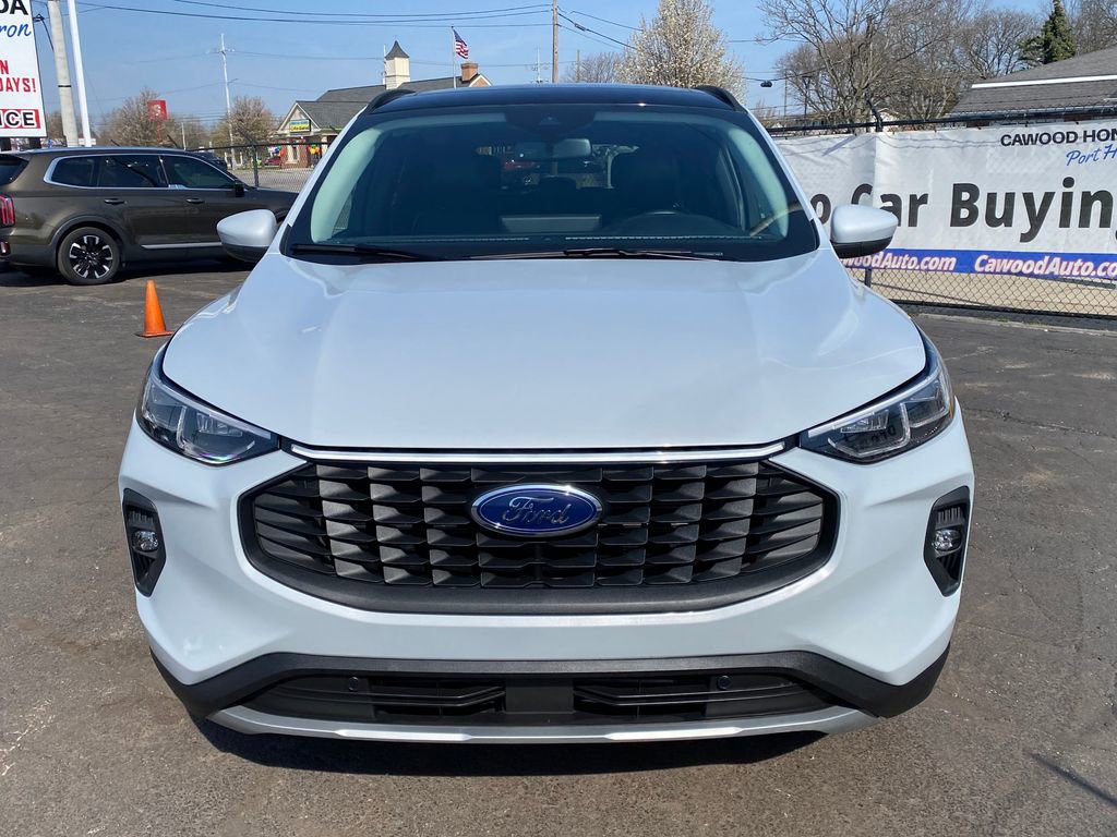 Used 2025 Ford Escape Platinum AWD/4WD image 8