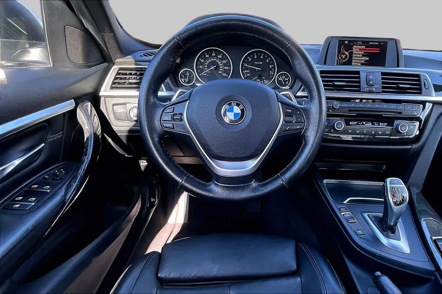 Used 2016 BMW 328i Sedan RWD image 5