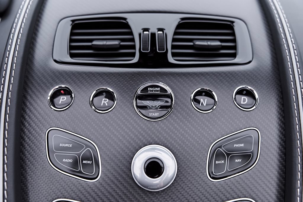 Used 2016 Aston Martin DB9 GT RWD image 78