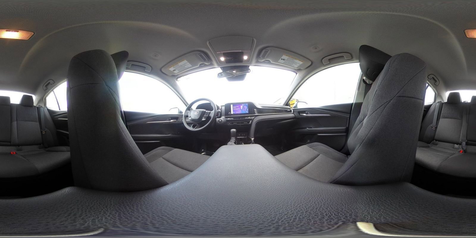 Used 2025 Toyota Camry LE image 38