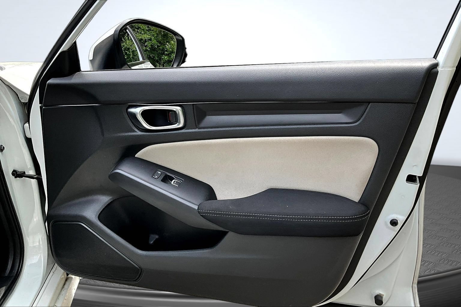 Used 2022 Honda Civic LX image 24
