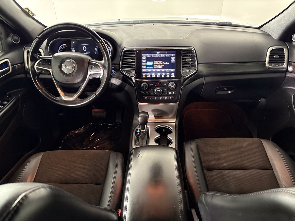 Used 2021 Jeep Grand Cherokee Laredo X RWD image 32