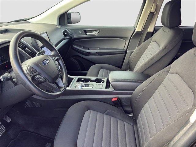 Used 2024 Ford Edge SE w/ Black Appearance Package image 12