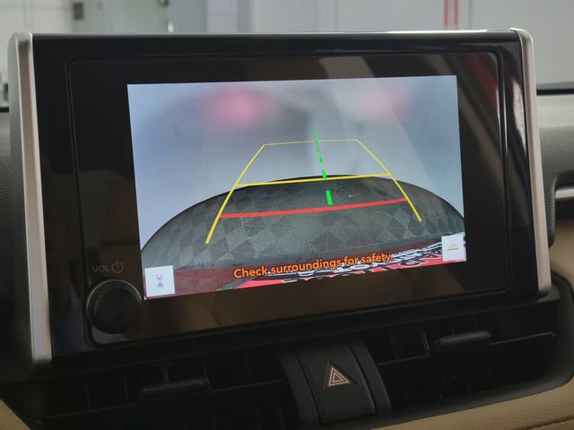 Used 2025 Toyota RAV4 LE FWD image 19