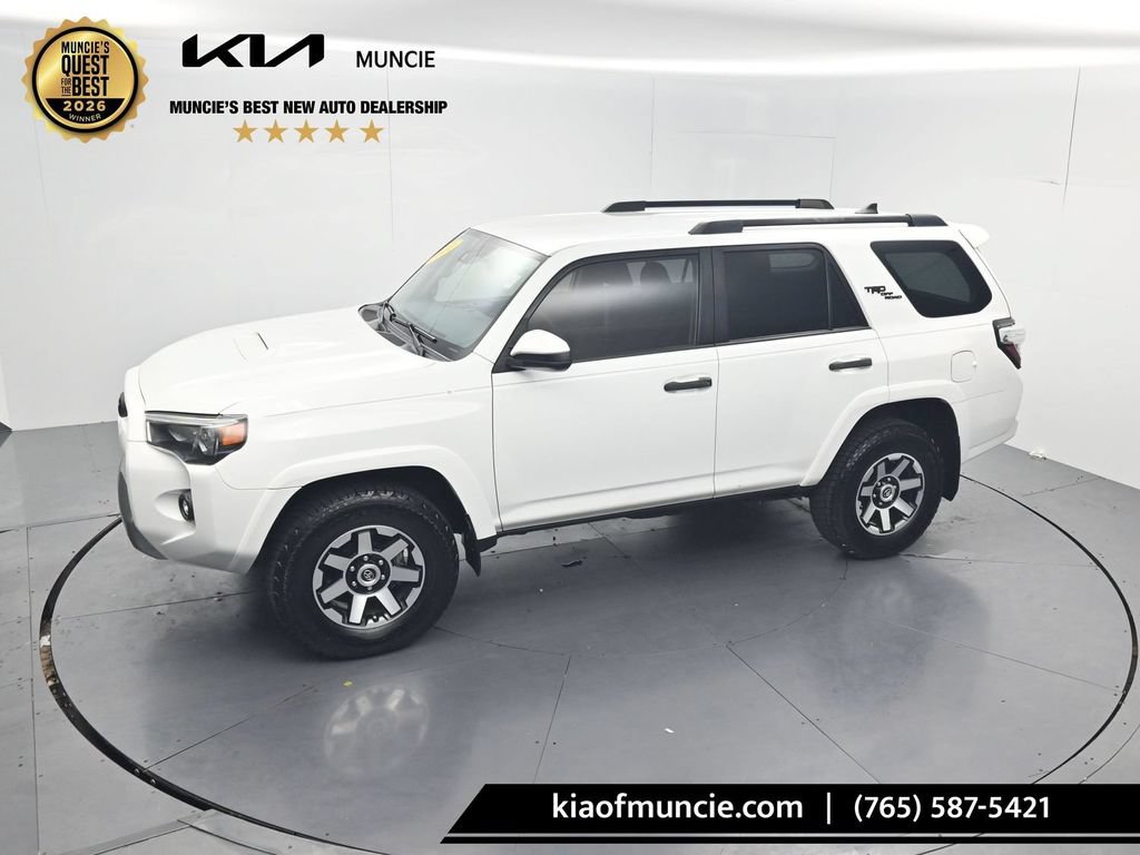 Used 2021 Toyota 4Runner TRD Off-Road AWD/4WD image 45
