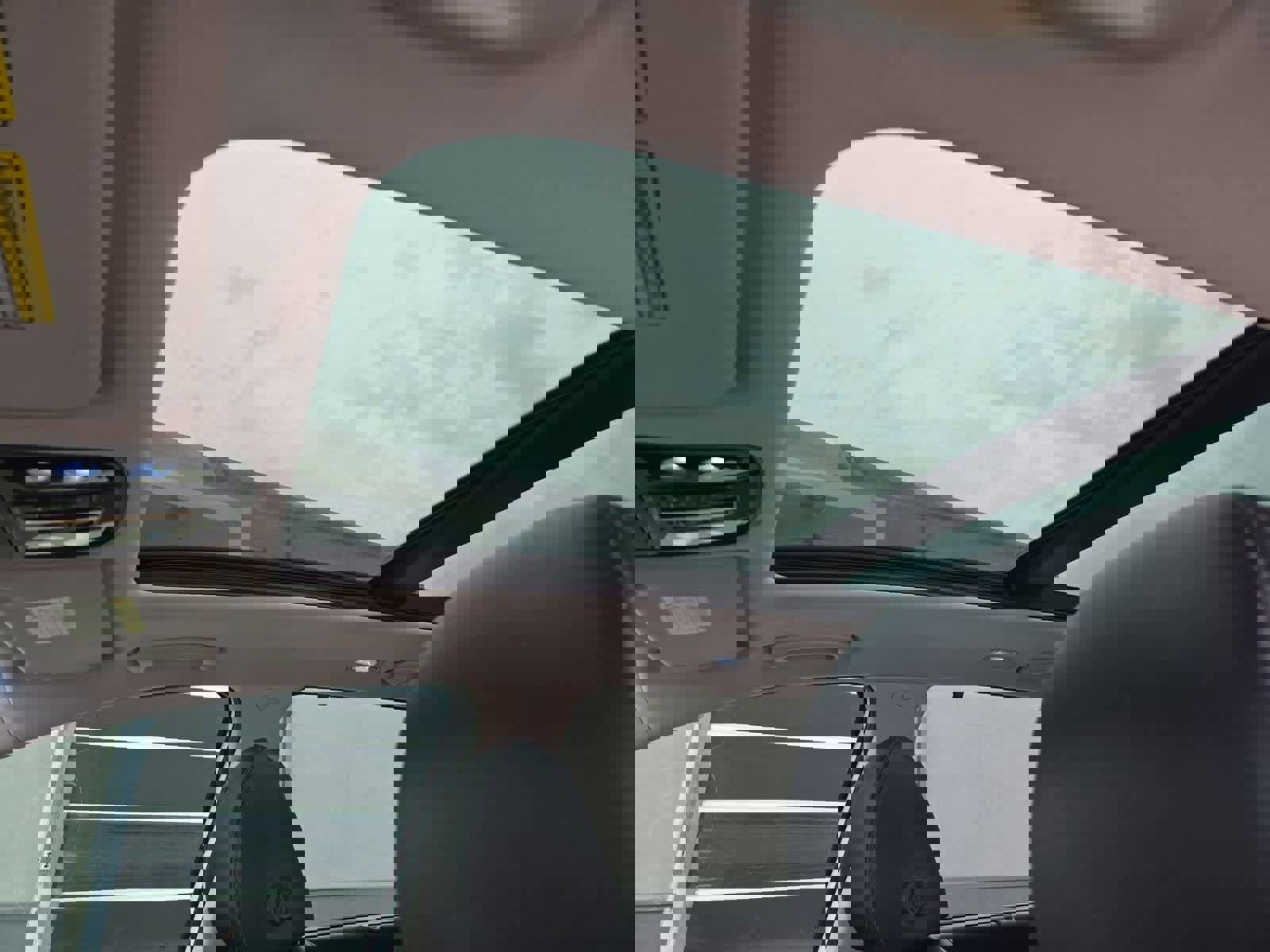 Used 2019 Kia Sorento SX image 19