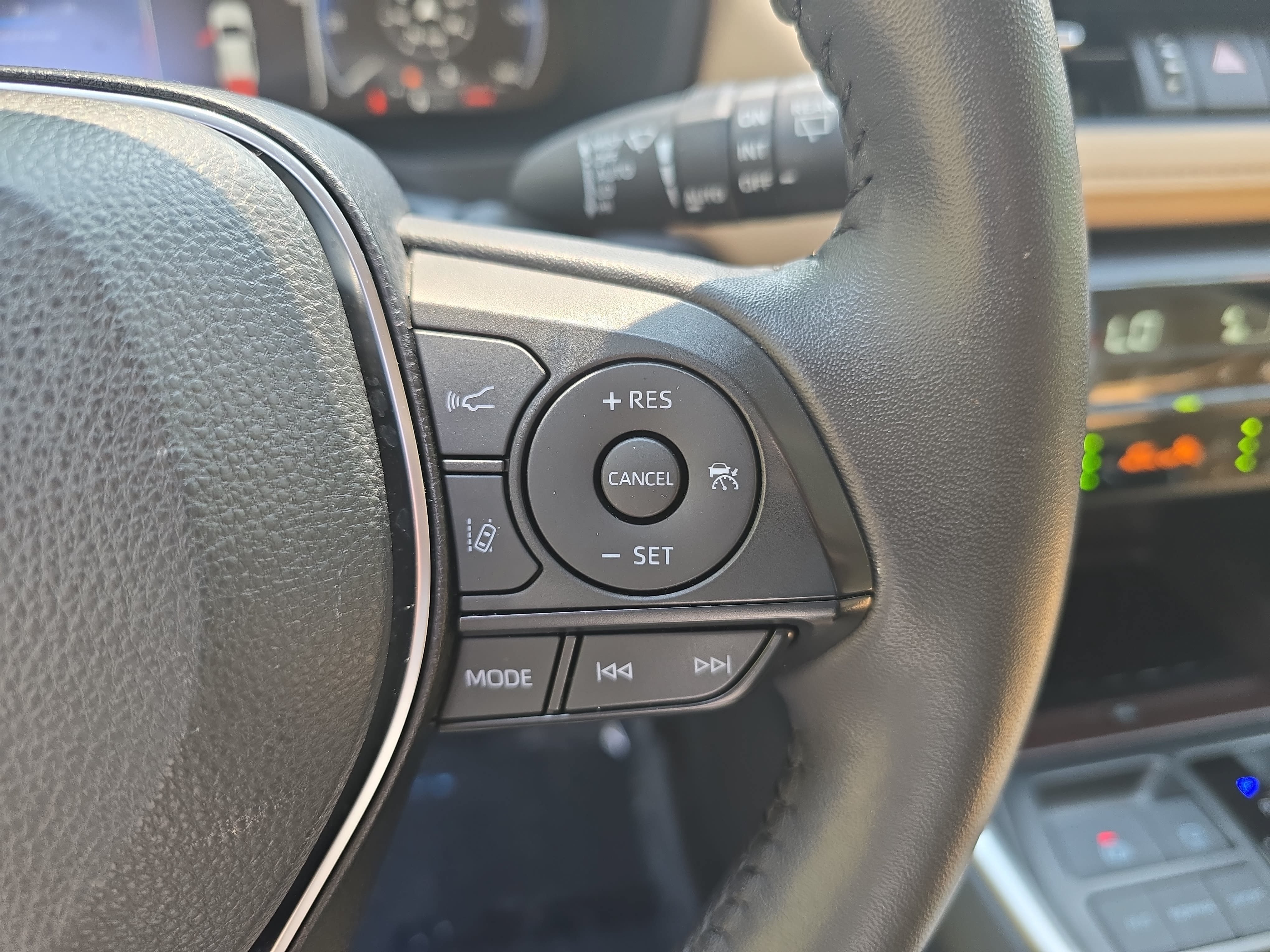 Used 2024 Toyota RAV4 Limited w/ Advanced Technology Package FWD image 19