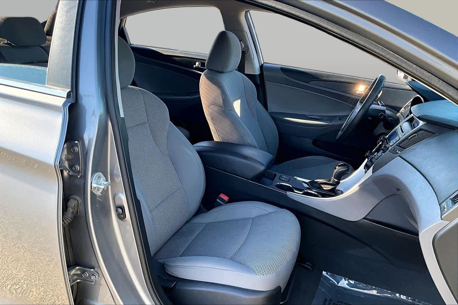 Used 2013 Hyundai Sonata GLS w/ Popular Equipment Pkg FWD image 8
