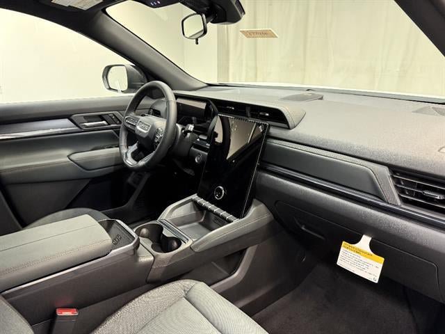 New 2026 GMC Terrain AT4 AWD/4WD image 15
