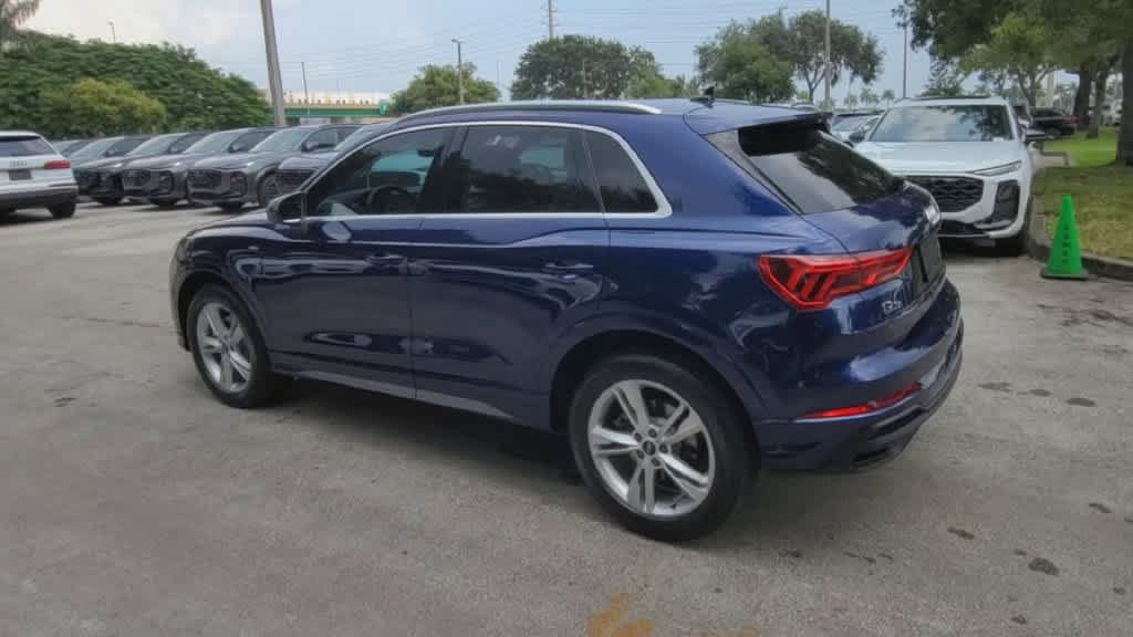 Certified 2024 Audi Q3 2.0T Premium w/ Convenience Package AWD/4WD image 6