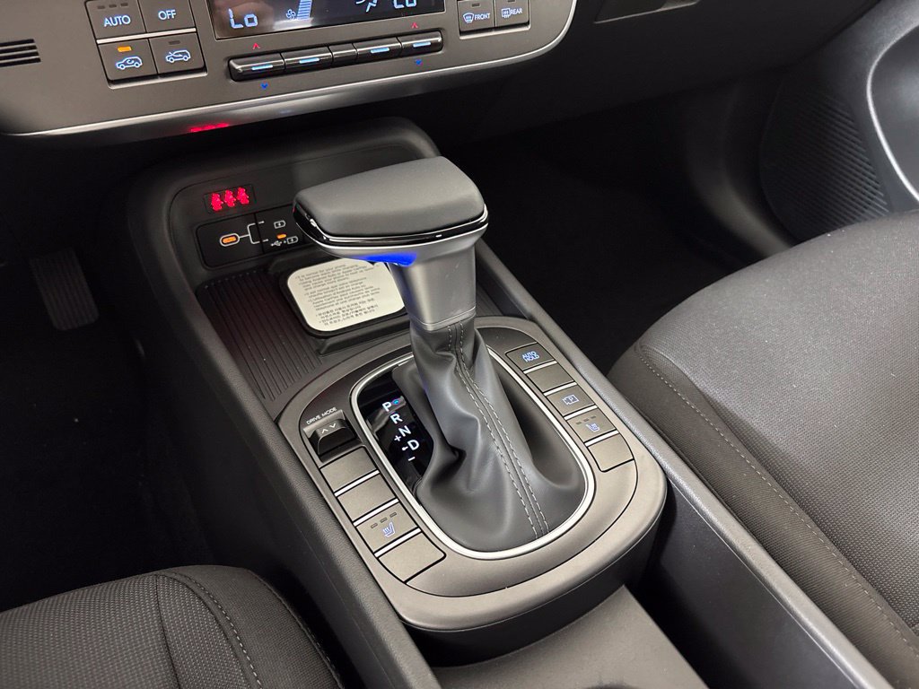 New 2027 Hyundai Kona SEL Sport FWD image 33
