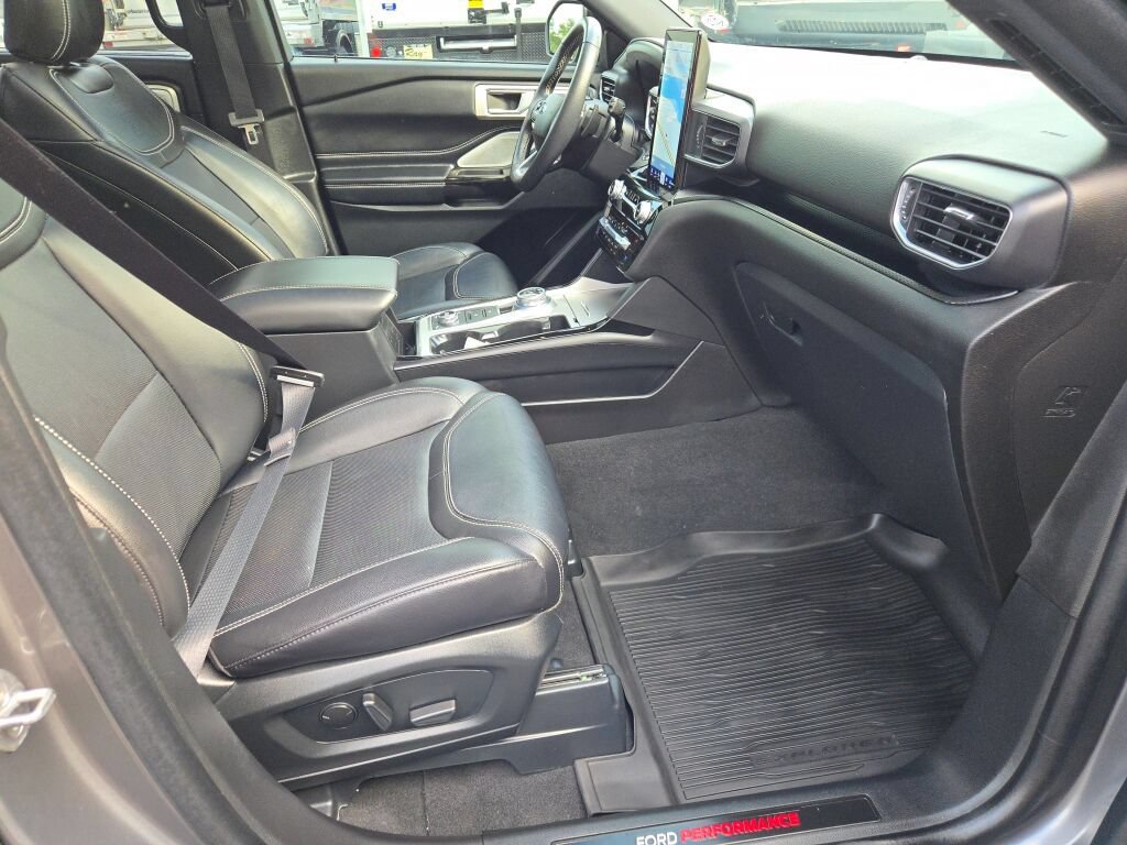 Used 2023 Ford Explorer ST w/ Equipment Group 401A AWD/4WD image 7