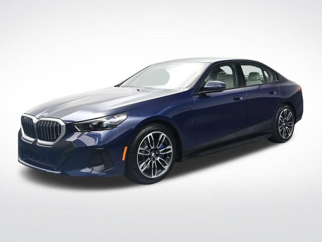 New 2027 BMW 550e xDrive AWD/4WD image 9