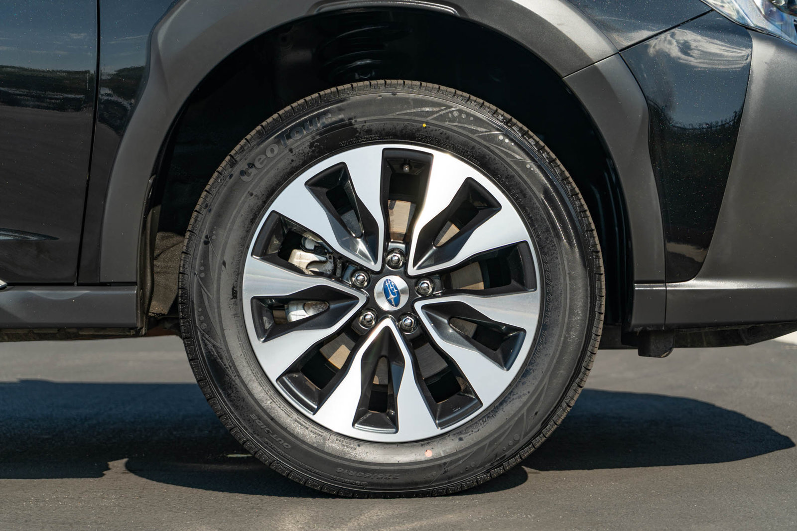 Used 2023 Subaru Outback Limited AWD/4WD image 12