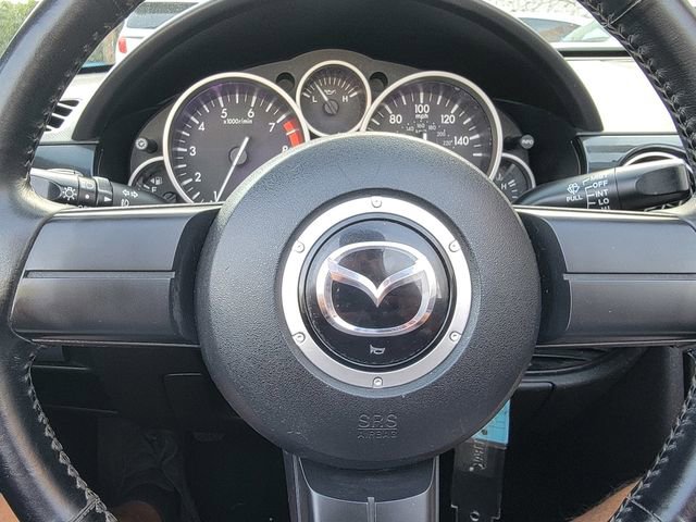 Used 2015 MAZDA MX-5 Miata Sport image 25