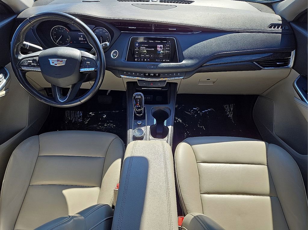 Used 2023 Cadillac XT4 Premium Luxury image 19