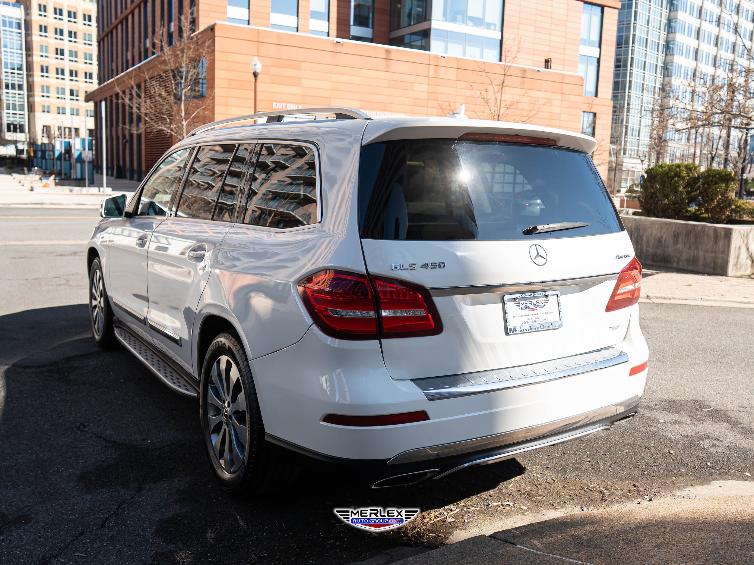 Used 2017 Mercedes-Benz GLS 450 4MATIC w/ Premium Package image 5