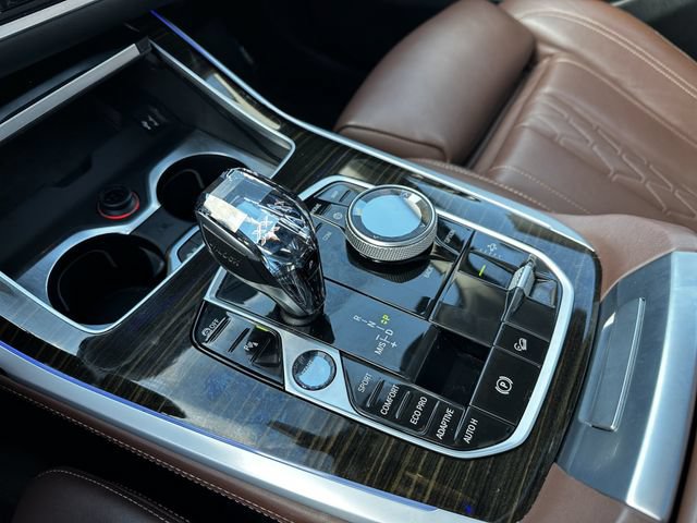 Used 2021 BMW X7 xDrive40i w/ Executive Package AWD/4WD image 25