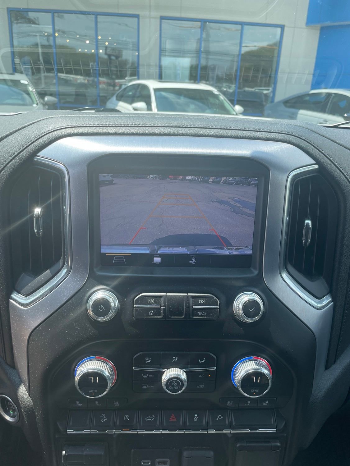 Used 2019 GMC Sierra 1500 SLT w/ SLT Premium Package AWD/4WD image 16