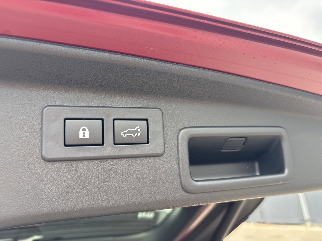New 2026 Subaru Outback Touring XT AWD/4WD image 8