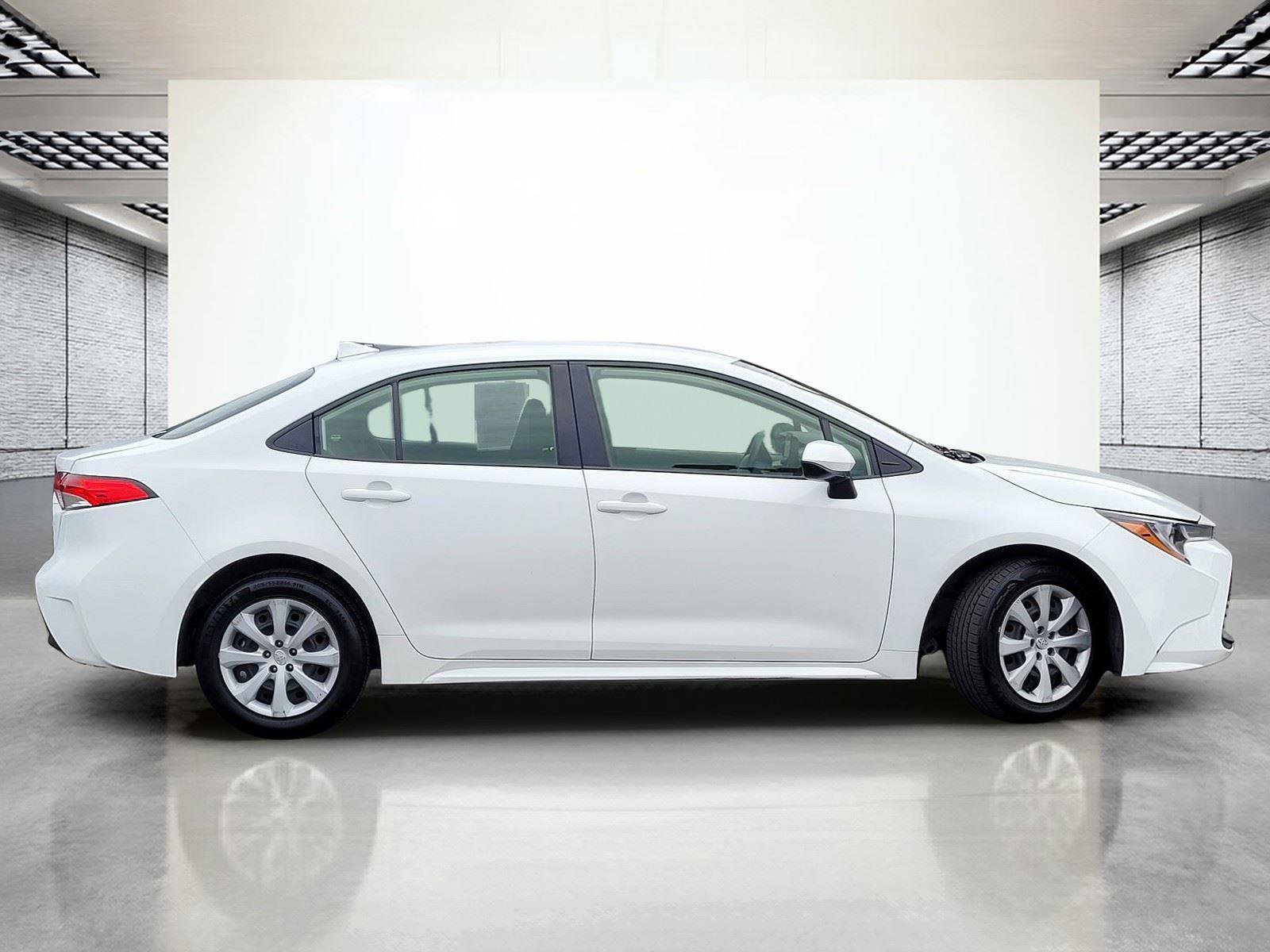 Used 2023 Toyota Corolla LE FWD image 6