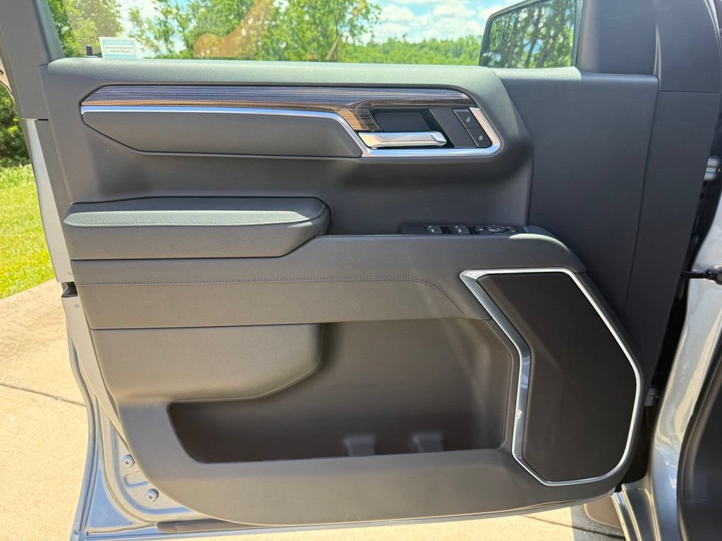 New 2026 Chevrolet Silverado 1500 RST w/ RST Select Package AWD/4WD image 23