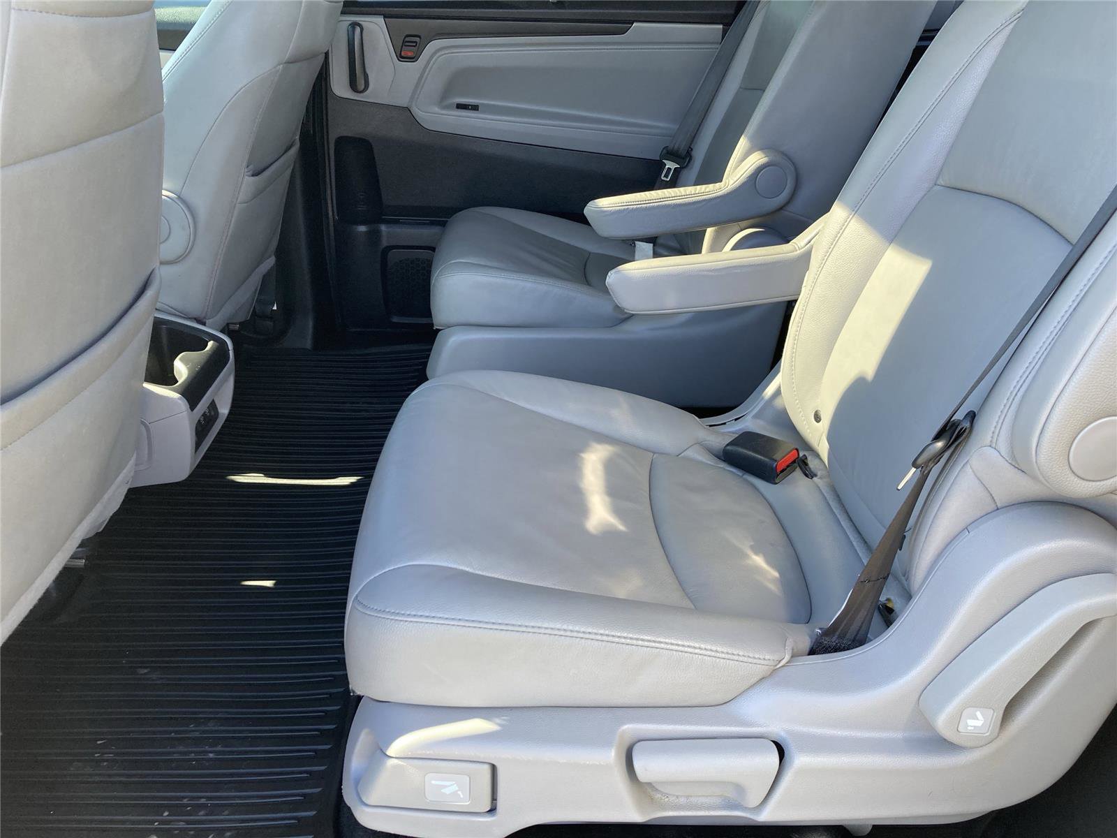 Used 2019 Honda Odyssey EX-L image 27