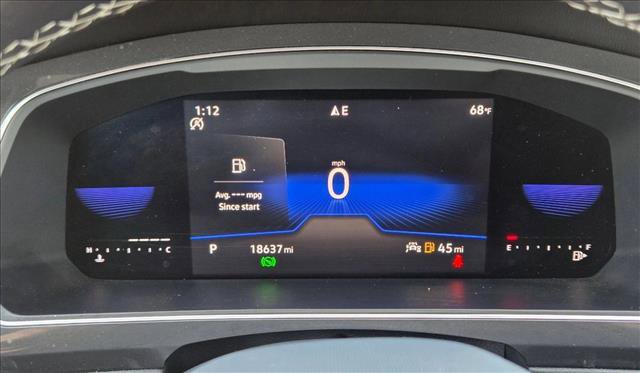 Certified 2023 Volkswagen Tiguan SE R-Line image 11