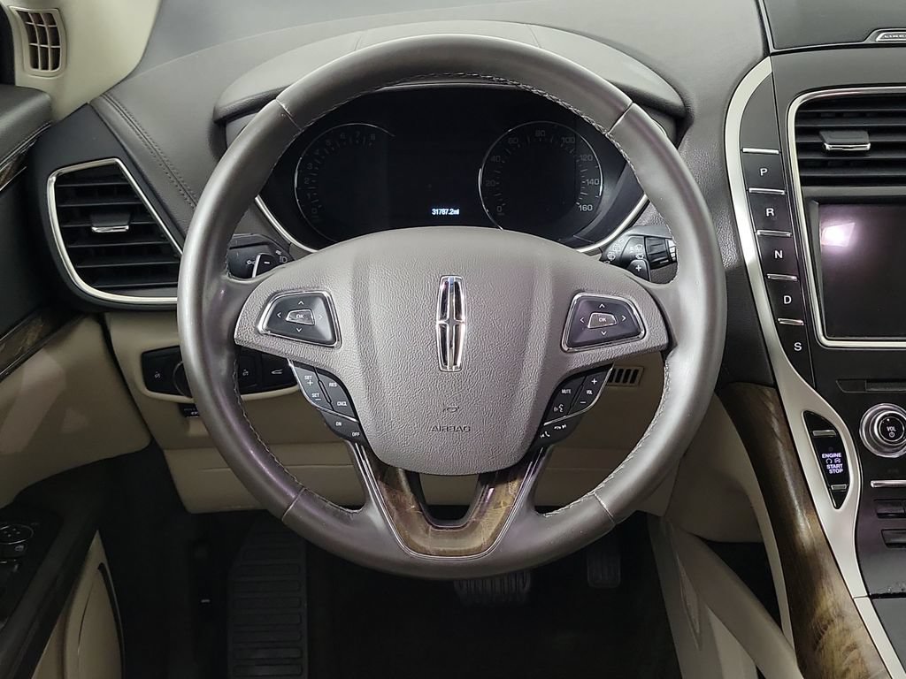 Used 2018 Lincoln MKX Select w/ Select Plus Package FWD image 12