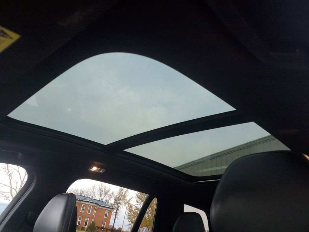 Used 2016 Volvo XC90 T6 R-Design w/ Vision Package image 20