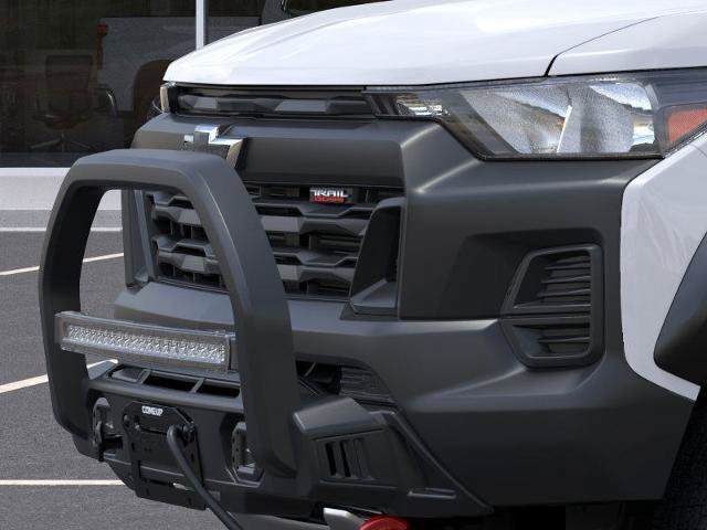 New 2025 Chevrolet Colorado Trail Boss w/ Off-Road Front Bumper Package AWD/4WD image 13