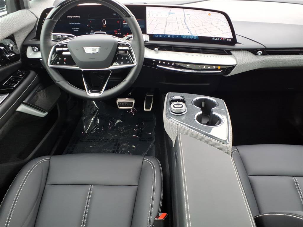 Certified 2025 Cadillac Optiq Luxury 1 w/ LPO, Floor Liner Package image 18