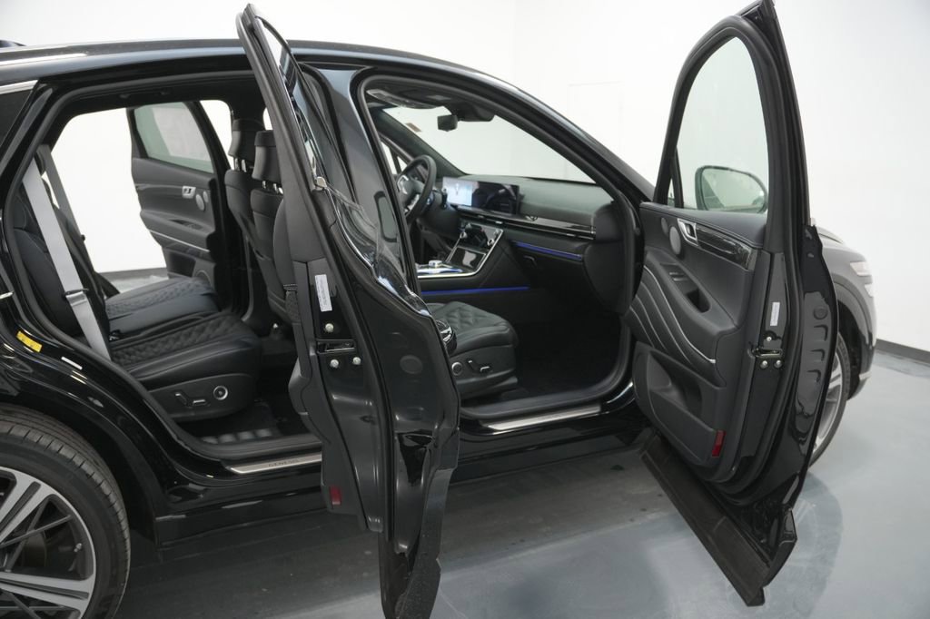 New 2025 Genesis GV80 3.5T e-SC image 46