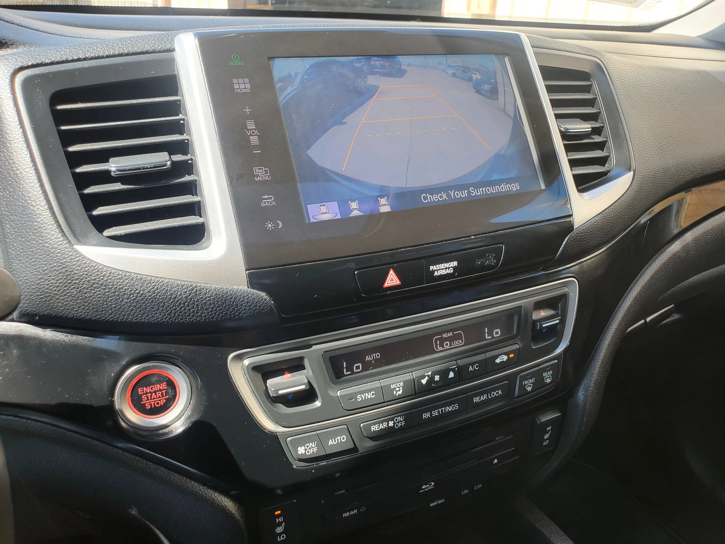 Used 2016 Honda Pilot Touring image 43
