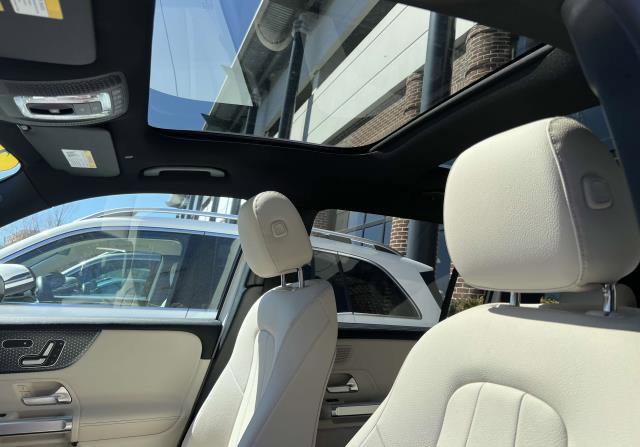 Certified 2024 Mercedes-Benz GLB 250 4MATIC image 22