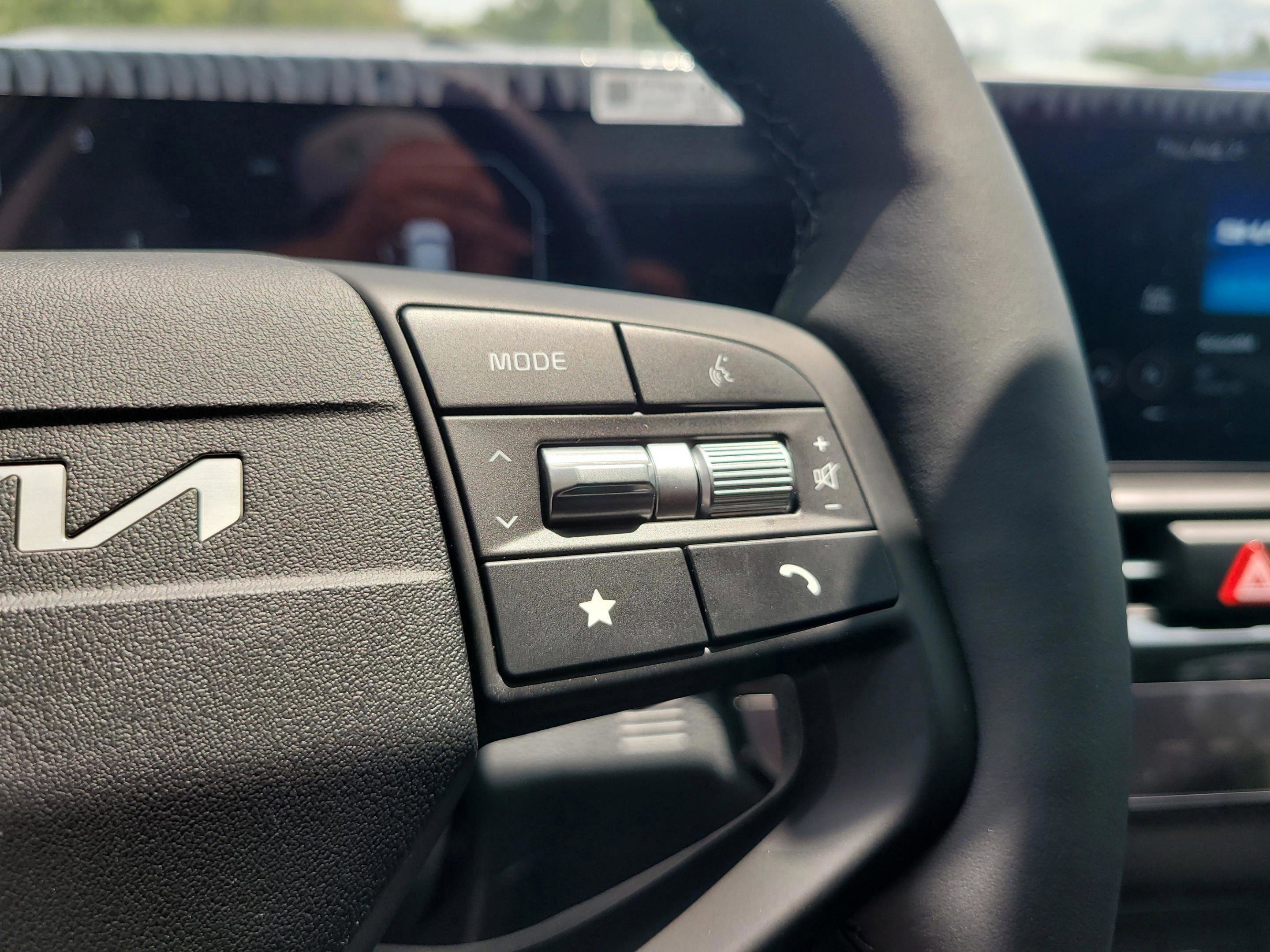 New 2026 Kia Sportage SX image 13